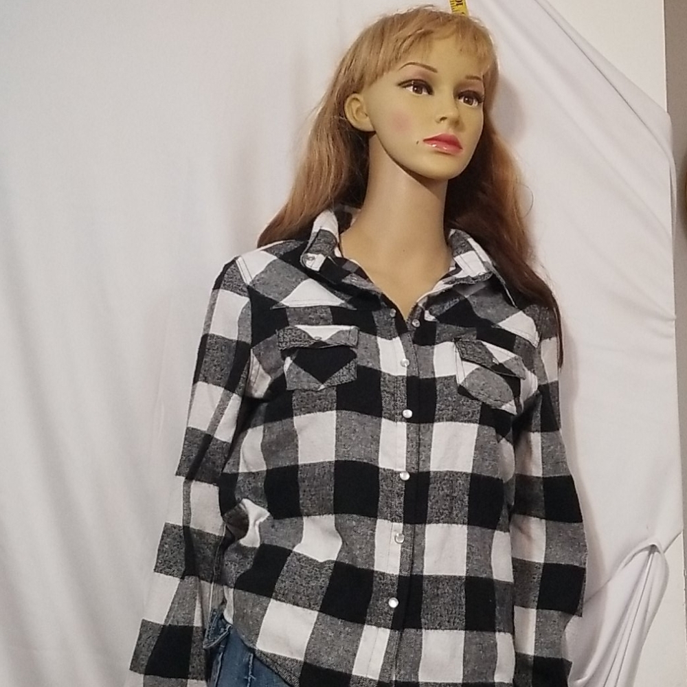 Urban Flannel Shirt Sz S Black White Check Long Sl